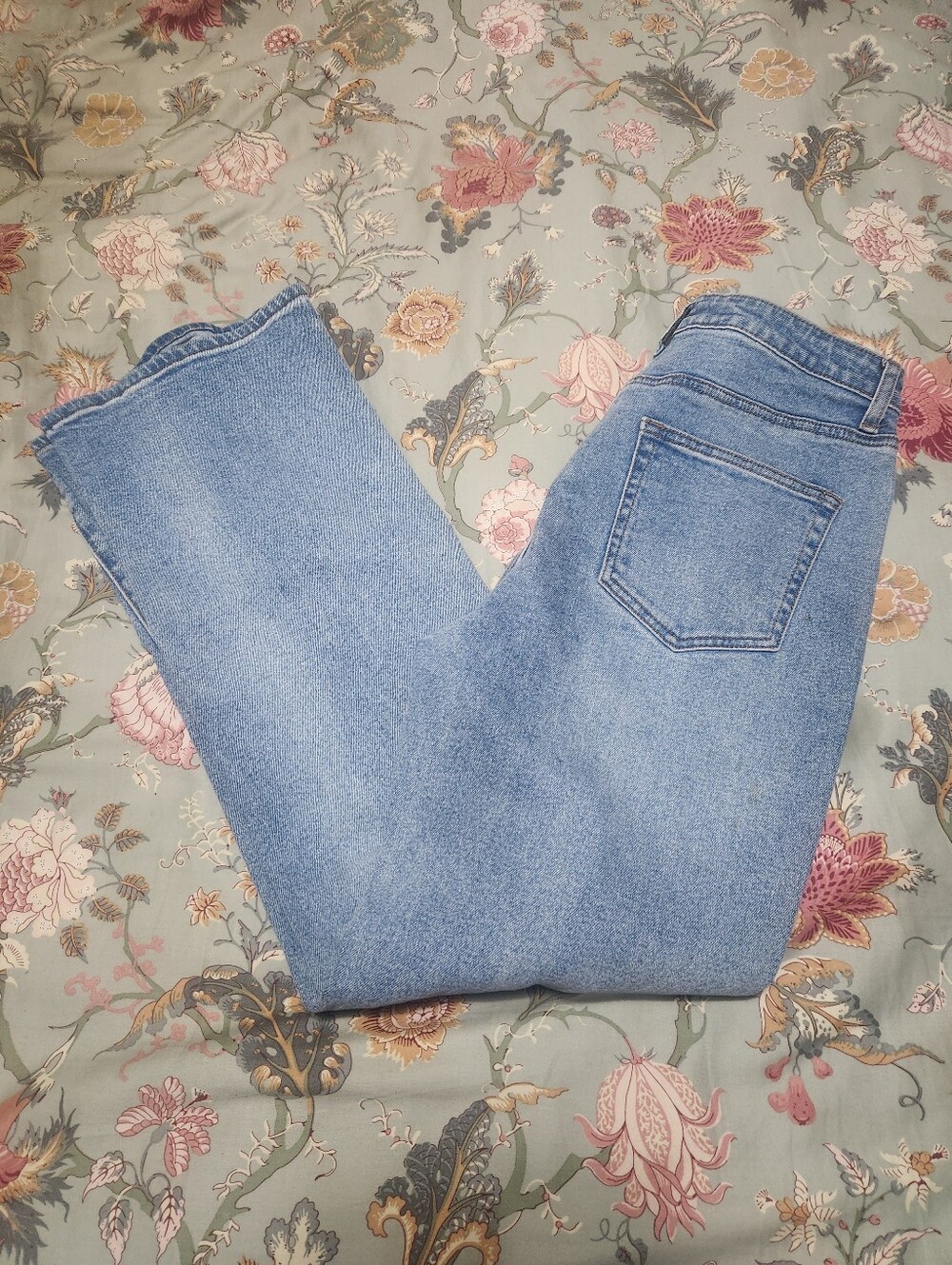 Rue 21 High Waist Distressed Jeans Size 8